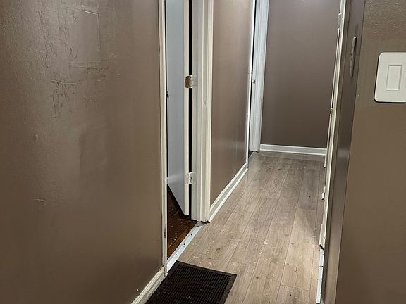 2nd image of 4 Orchid Pl SW