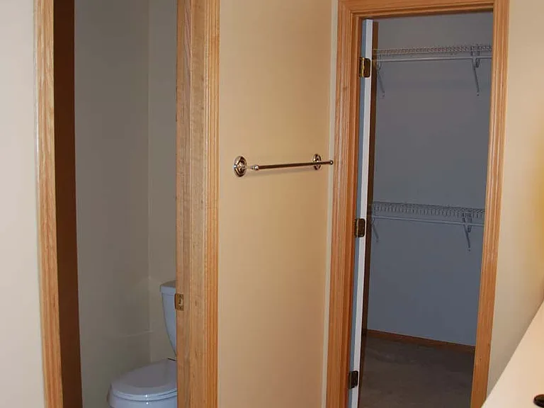 14209 Fountain Hills Ct NE #1 — Photo 10