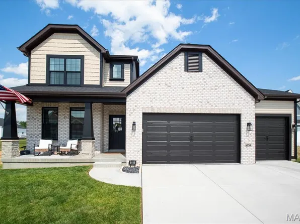 251 Randlin Dr, Lake Saint Louis, MO 63367