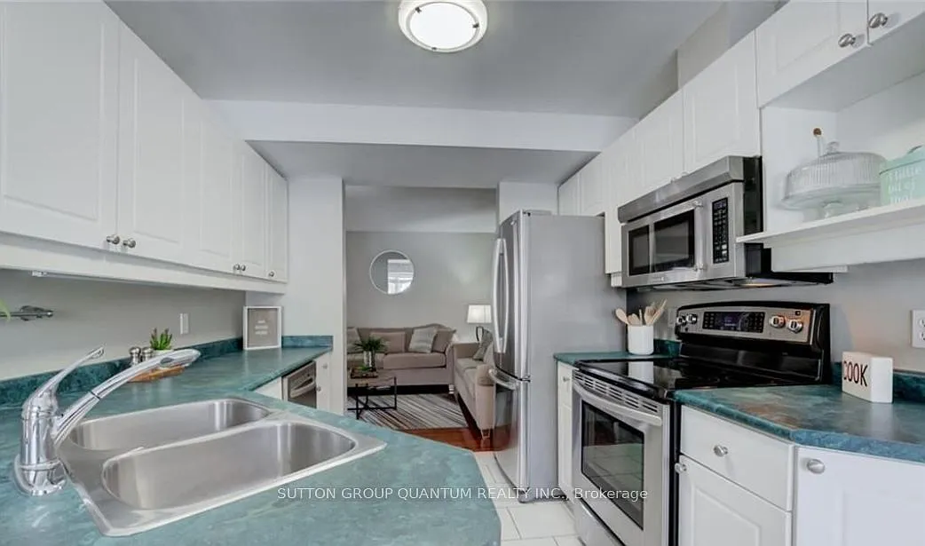 3 bed, $2,500 — Photo 3