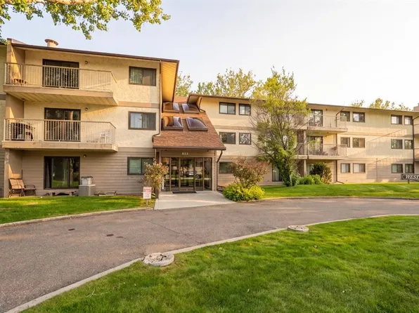 855 E Columbia Blvd W #304, Lethbridge, AB T1K 5B8