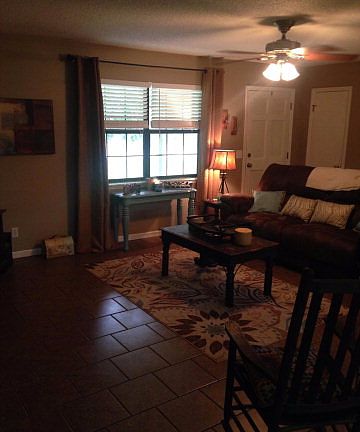5th image of 195 W Glyndale Cir
