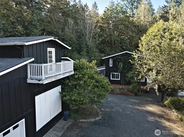 6217 Lackey Road NW, Vaughn, WA 98394
