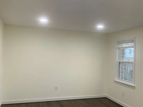 2109 Lauderdale Dr, Henrico, VA 23238