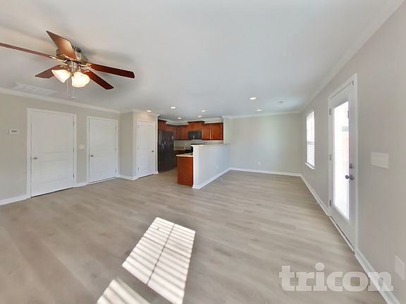 4th image of 7100 Colquitt Way