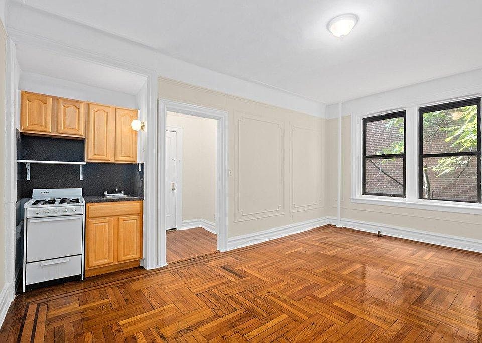 1st image of 8725 118th St #1