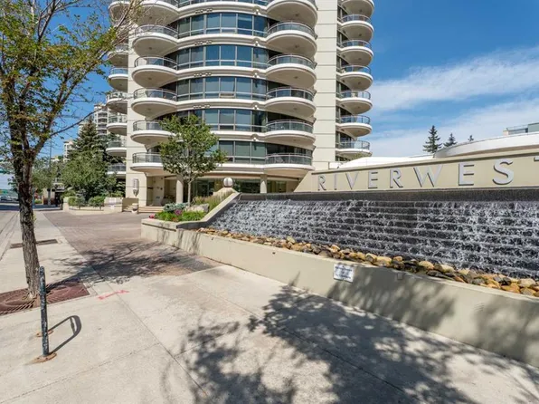 1088 SE 6th Ave SW #804, Calgary, AB T2P 5N3