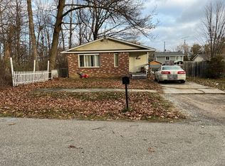 1395 E Williamson St, Burton, MI 48529