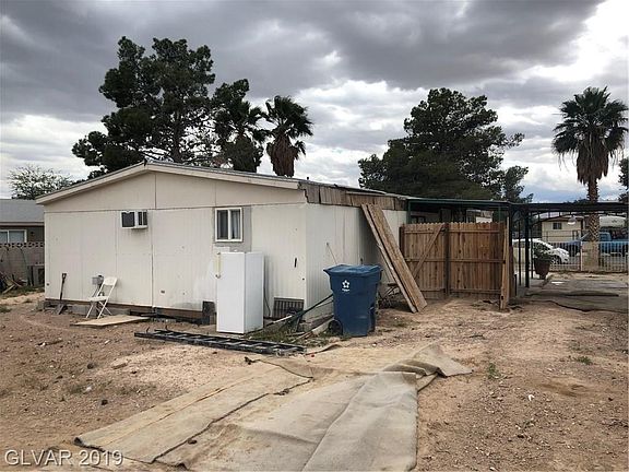 3rd image of 3426 Goldyke St