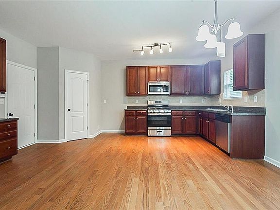 2nd image of 4610 Browns Mill Ln
