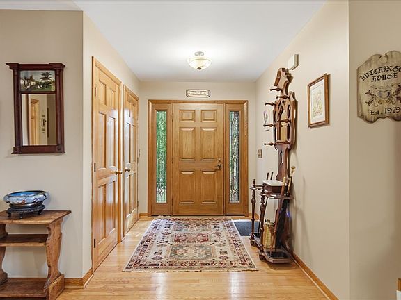 3rd image of 804 Timber Trail Dr