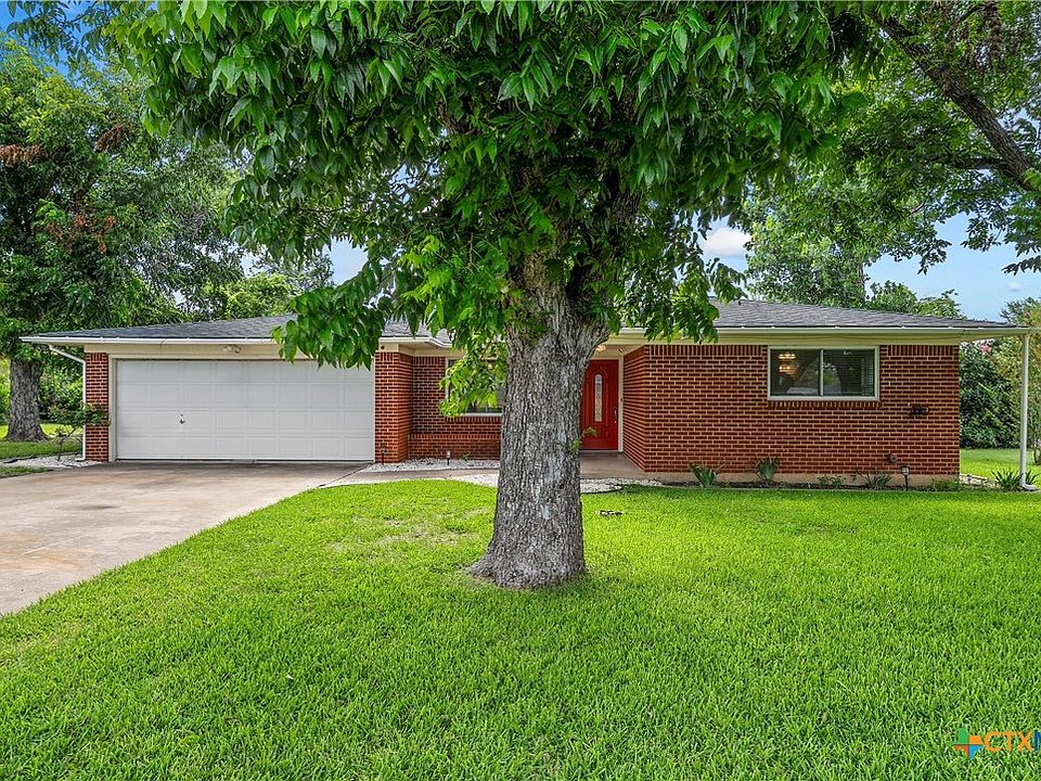 1st image of 2417 Robin Rd