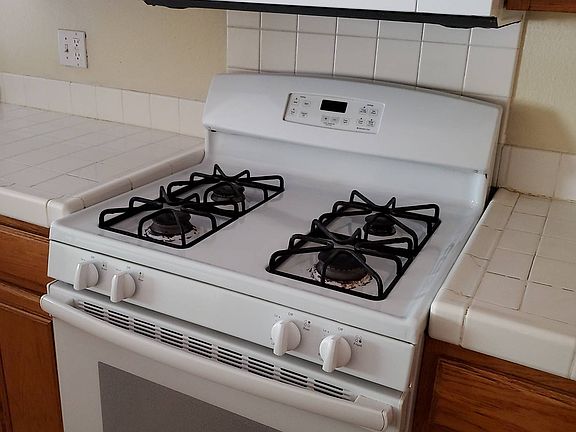 5th image of 3851 Vicksburg Ct