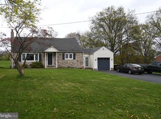 2793 Layfield Rd, Gilbertsville, PA 19525