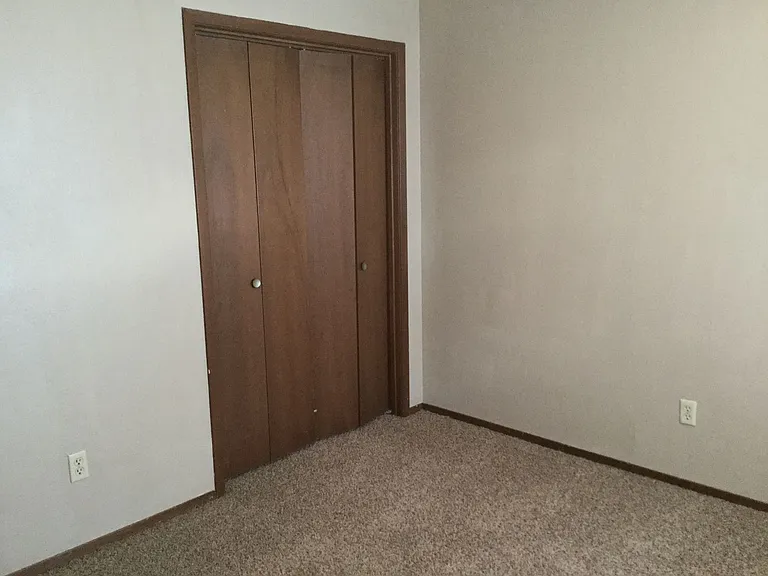 1132 Tiffany Pl — Photo 6