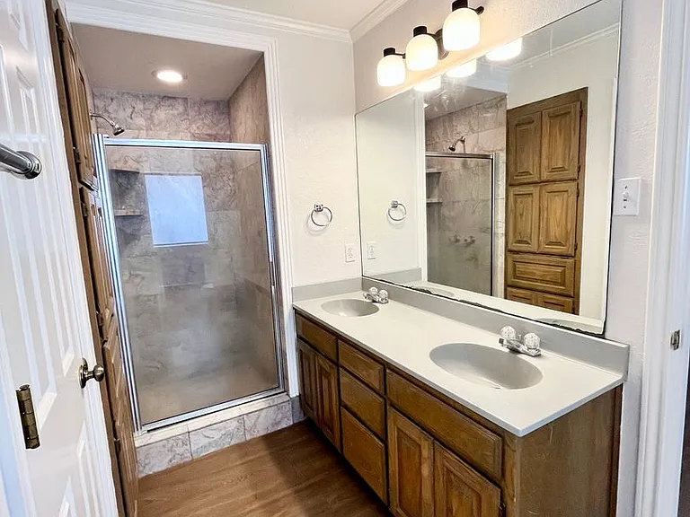 6105 Paradise Dr — Photo 15