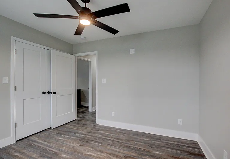 128 Riverbend Dr — Photo 73