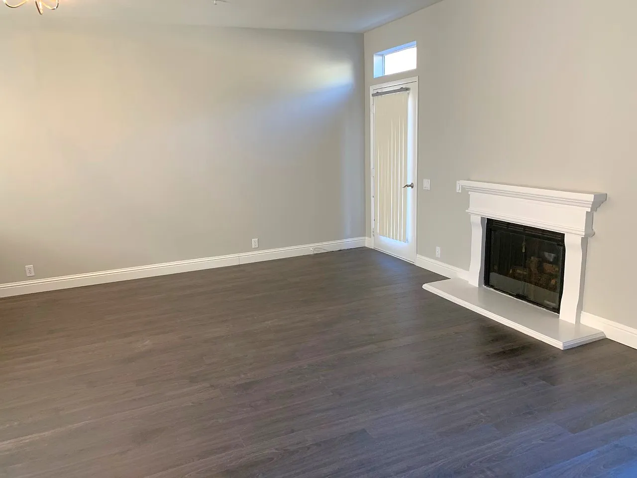 2 bed, 2.5 bath, 1311 sqft, $3,300 — Photo 2