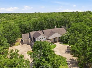 17599 Indian Lakes Dr, College Station, TX 77845