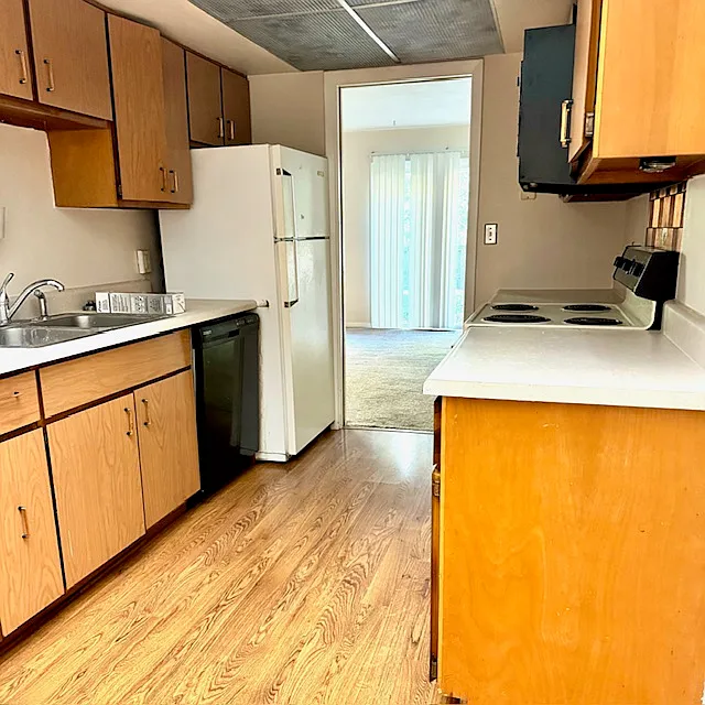 Building Photo - 1302 Mitchem Dr