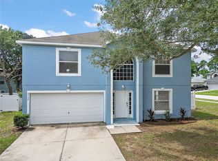 2300 Foxtree Rd, Tavares, FL 32778