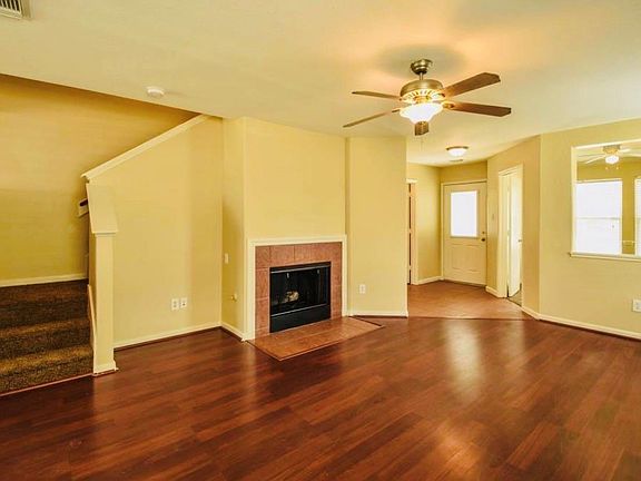 2nd image of 4015 Fairhope Oak St