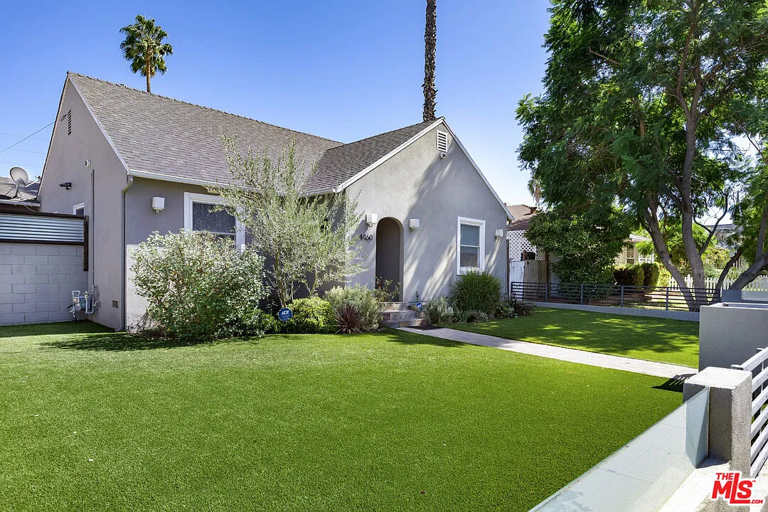 3 bed, 2.5 bath, 1753 sqft, $7,195 — Photo 2