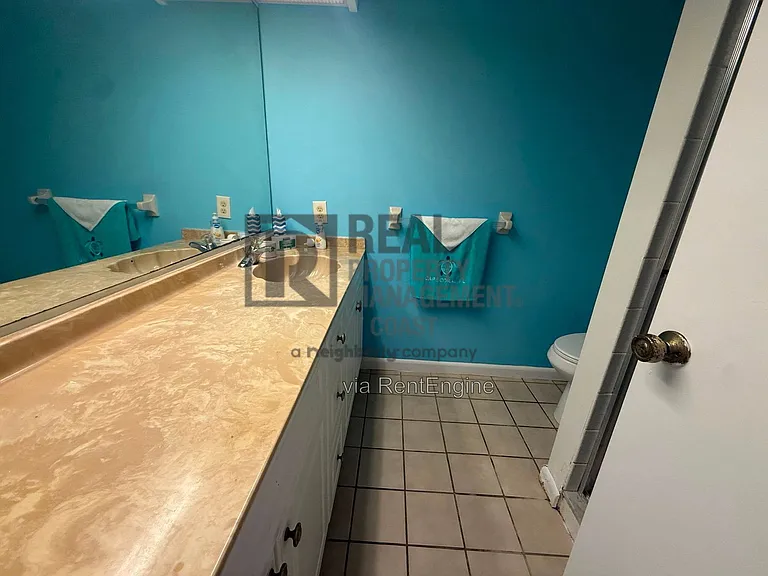 4718 SE 5th Ave #7 — Photo 12