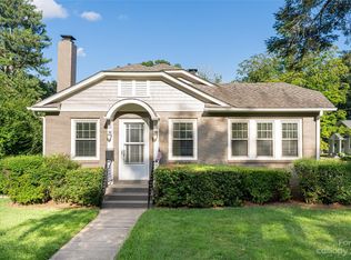 200 Montreat Rd, Black Mountain, NC 28711