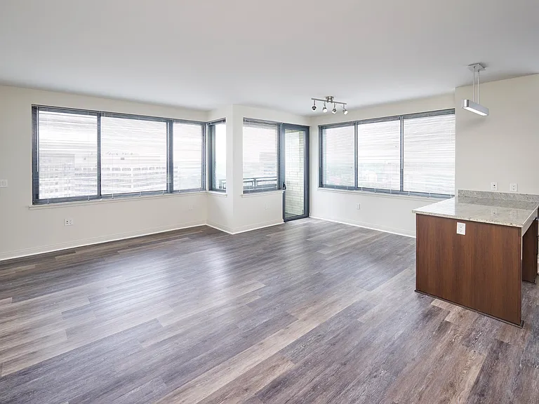 Eleven55 Ripley — Photo 22