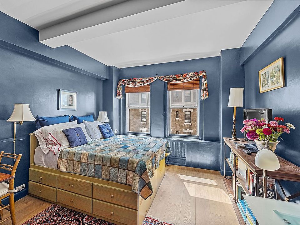 1st image of 310 Riverside Dr APT 1011