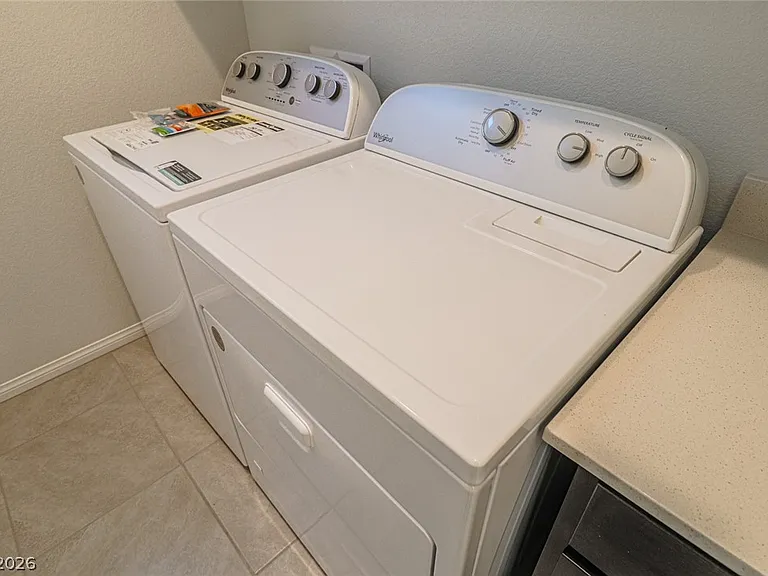 9220 Far Side Ave — Photo 36
