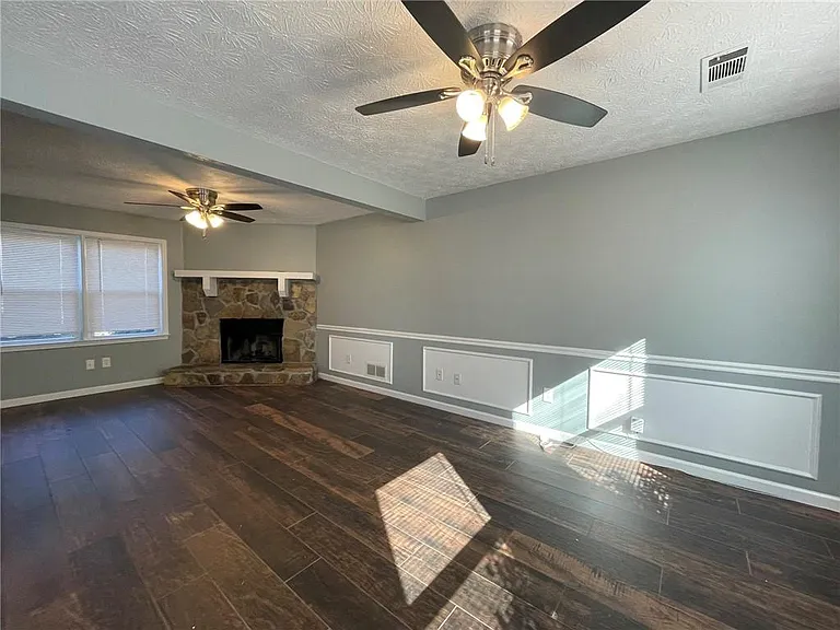 3076 Mill Falls Ct — Photo 2