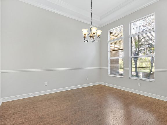 5th image of 15921 Persimmon Grove Dr
