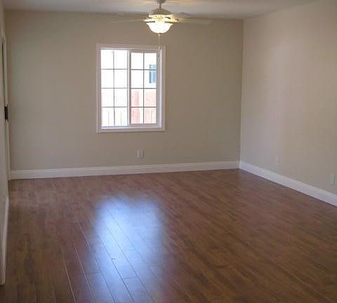 4th image of 15615 Harvest Ave