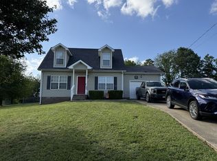 106 Chase Ct, Oak Grove, KY 42262