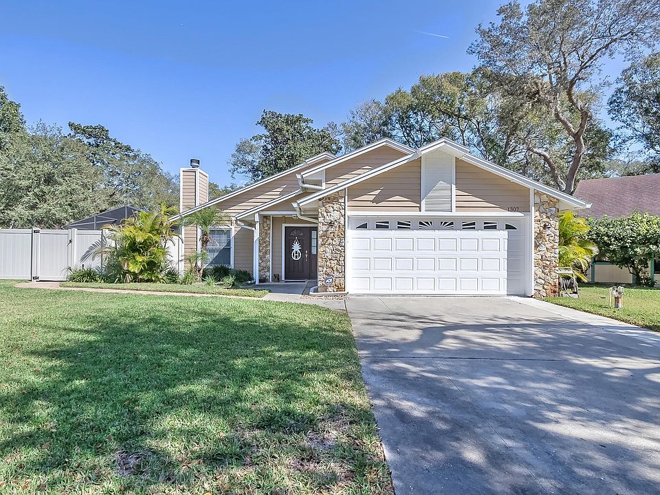 1st image of 1307 Northside Dr