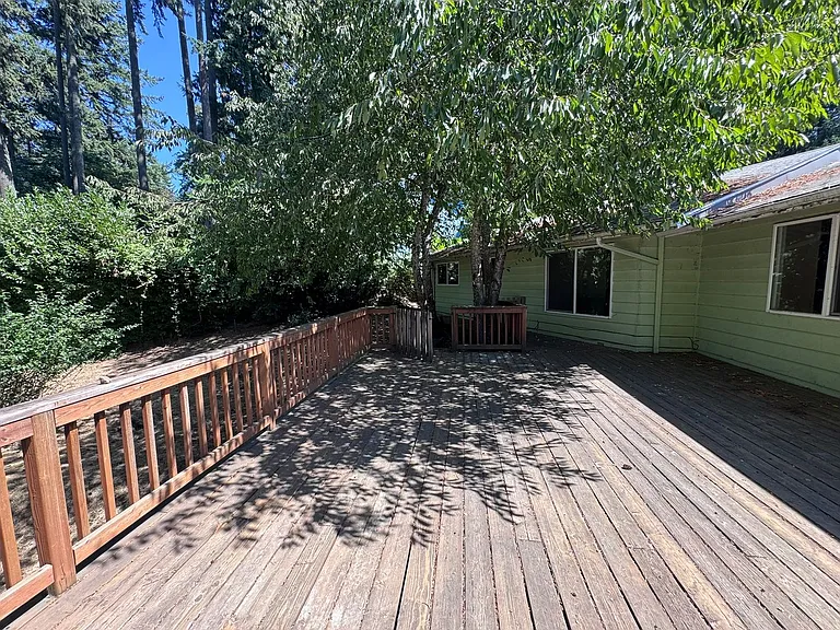 1415 E 31st Ave — Photo 20