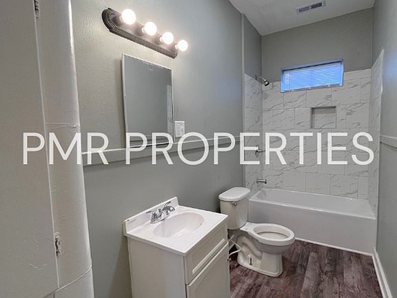 3rd image of 1410 Olive St #C