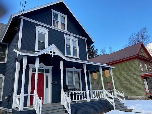 4th image of 56 Lincoln Ave #2