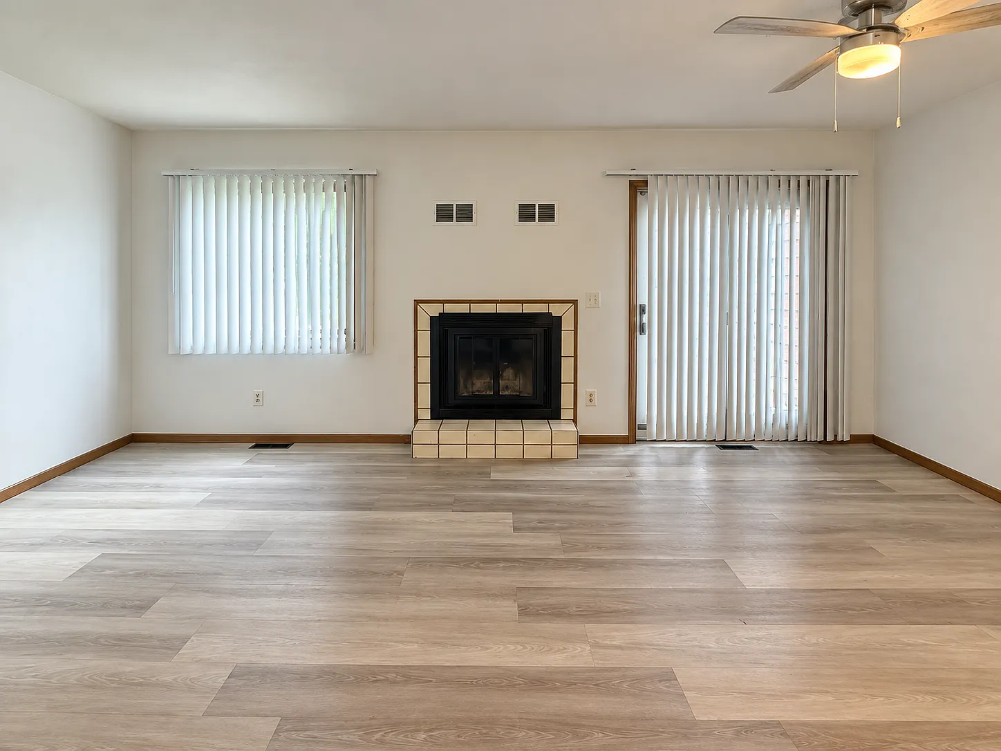 2 bed, 1300 sqft, $1,550 — Photo 3