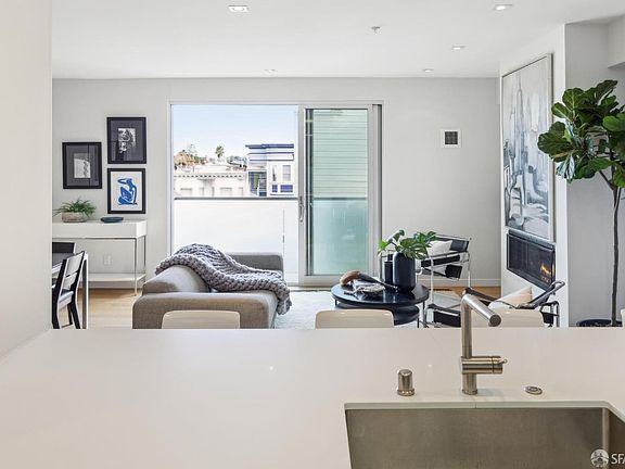 5th image of 3590 20th St #311