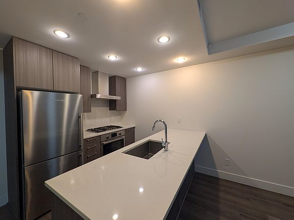 5th image of 10788 No 5 Rd #318