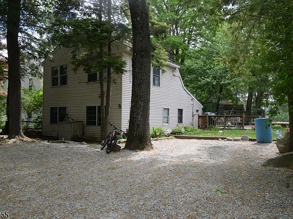 2nd image of 10 Allaire Rd