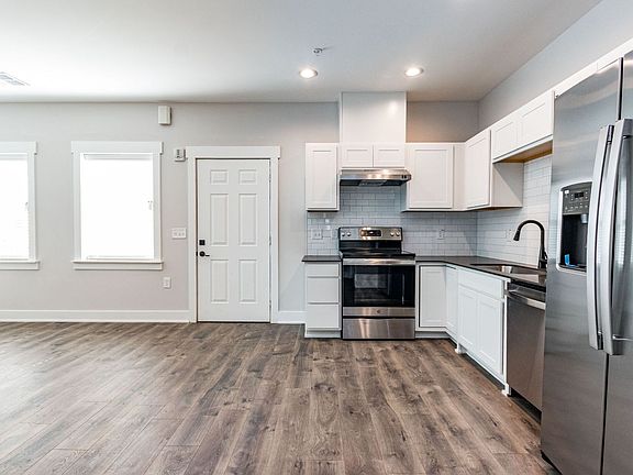 2nd image of 807 N Oneil St #102