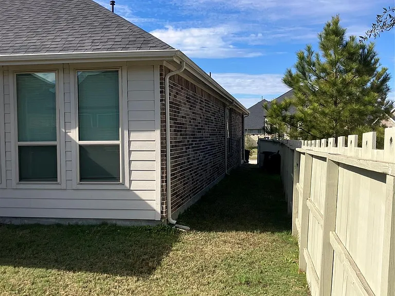 10442 Eastern Bluestar Dr — Photo 39