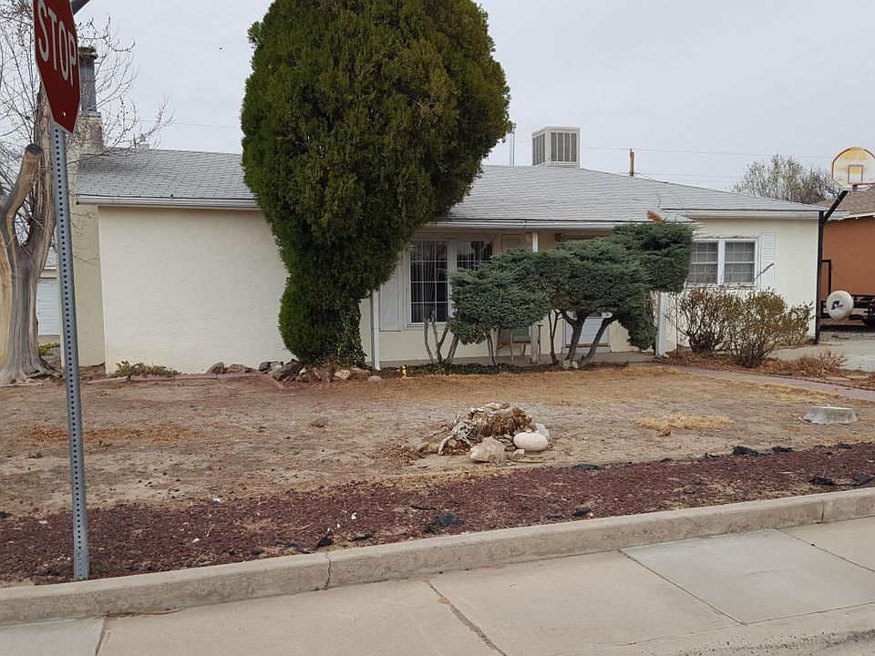 1st image of 102 E Gladden Dr