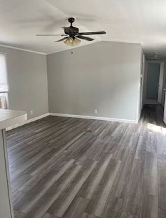 2nd image of 1800 N Live Oak St #51