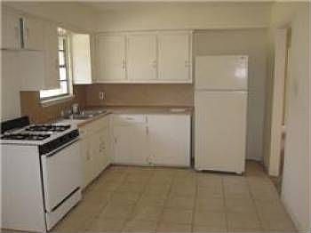 5th image of 2930 Almeda Plaza Dr