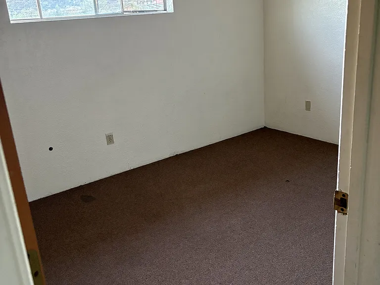 433 Avenida Garza #C — Photo 21